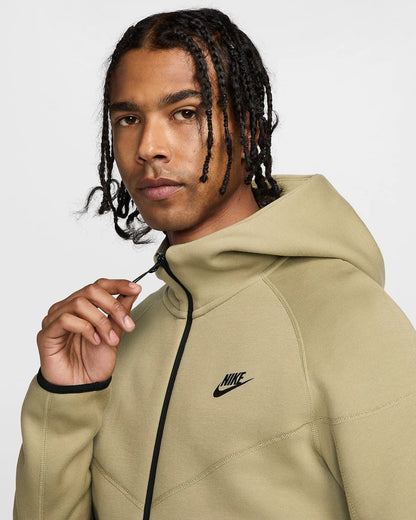 Nike Tech Fleece- Neutral Olive