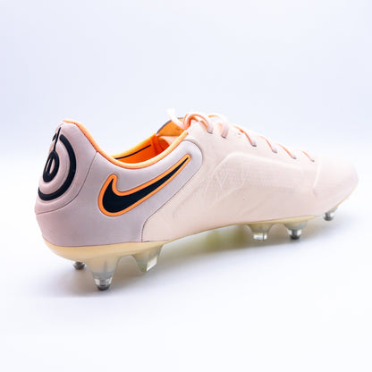 Nike Tiempo Legend 9 Elite SG Lucent Pack