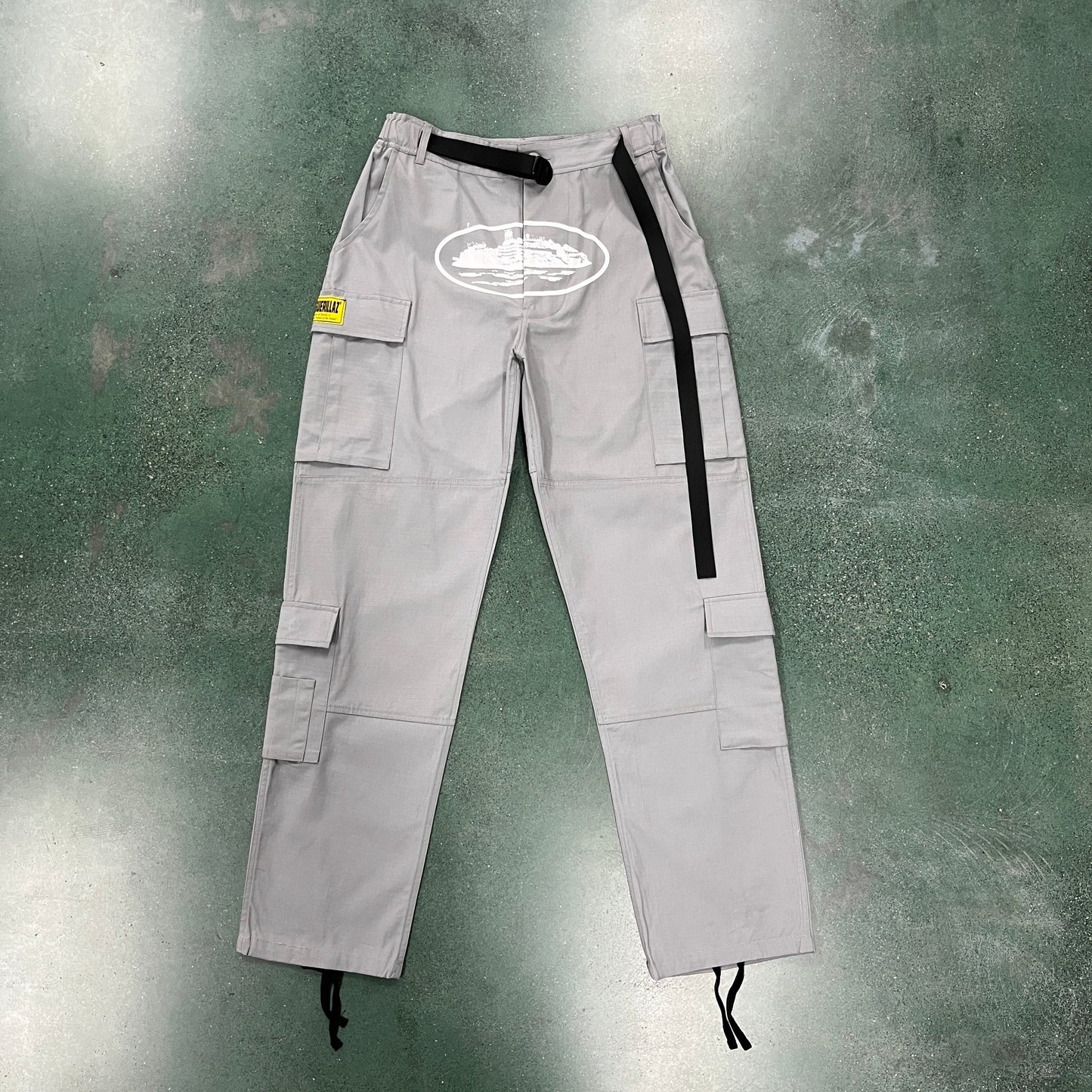 Corteiz Alcatraz Stone Grey Cargos