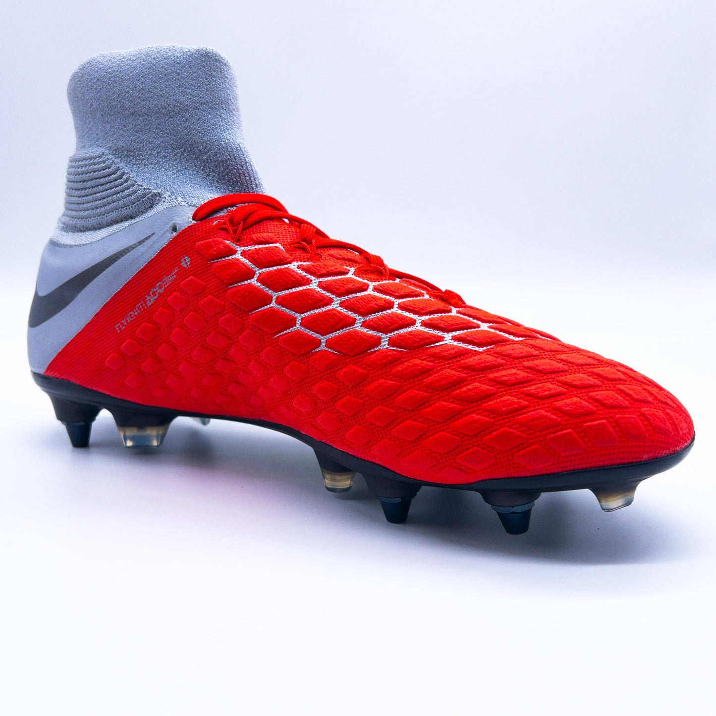 Hypervenom Phantom 3 SG Anti Clog Raised On Concrete Pack