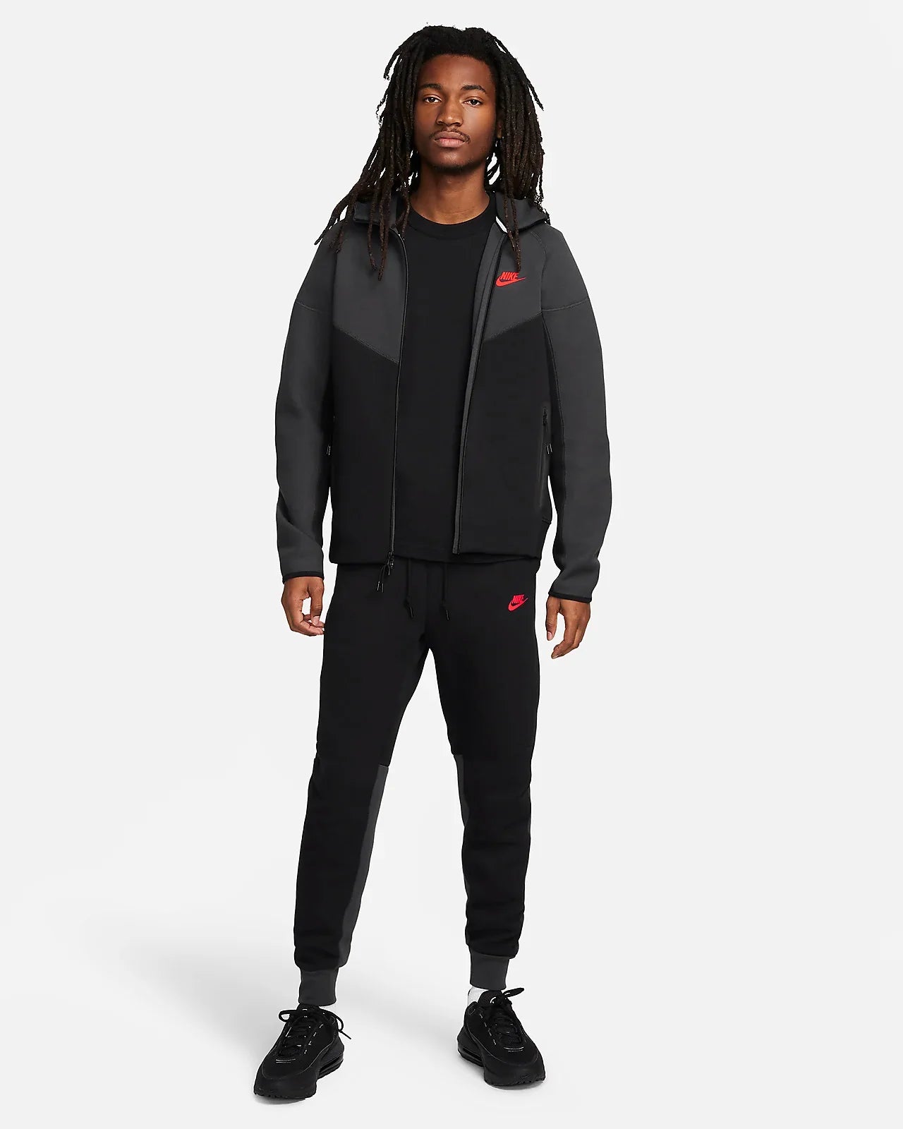 Nike Tech Fleece Black/Dark Smoke Grey