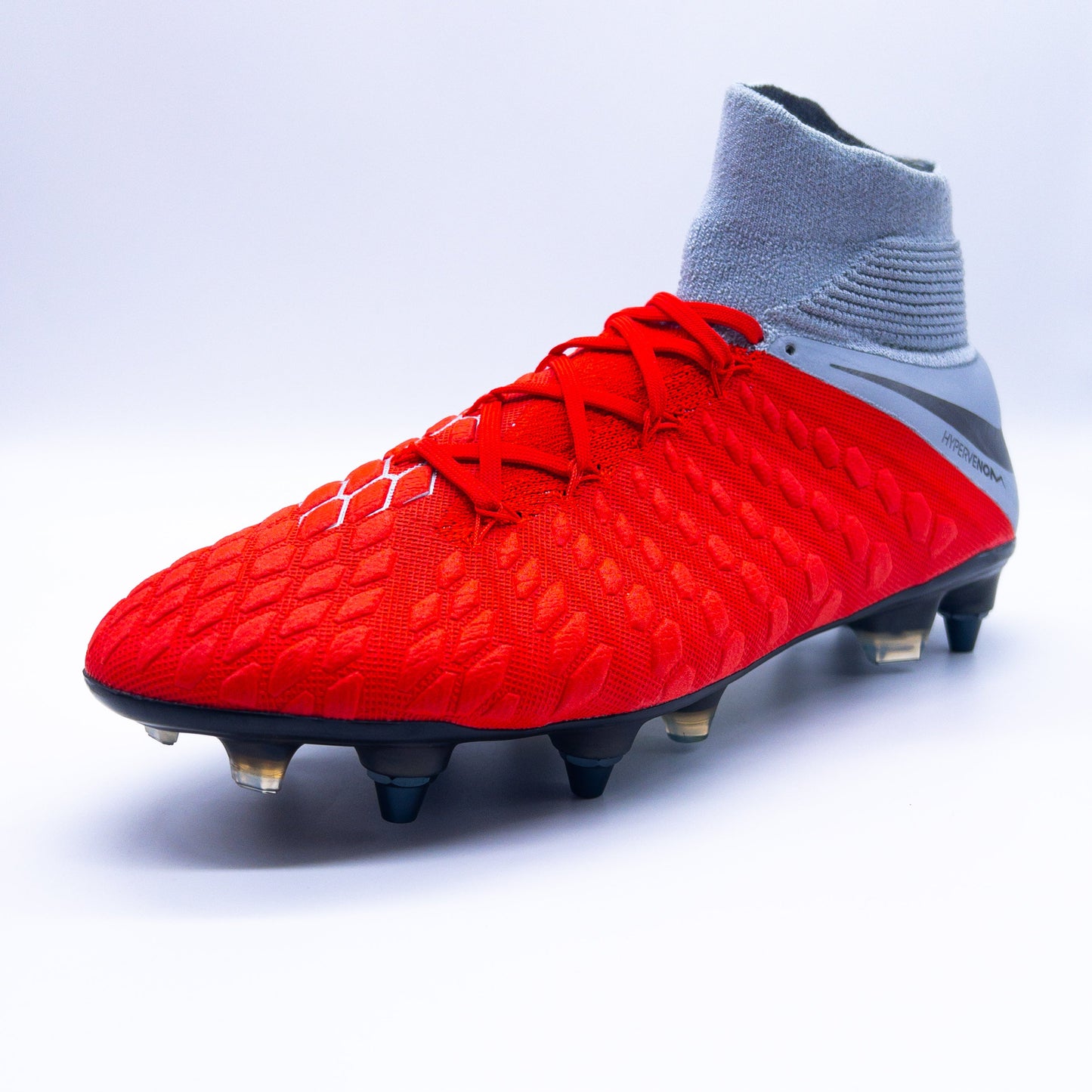 Hypervenom Phantom 3 SG Anti Clog Raised On Concrete Pack