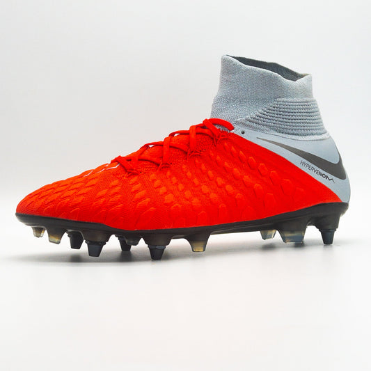 Hypervenom Phantom 3 SG Anti Clog Raised On Concrete Pack