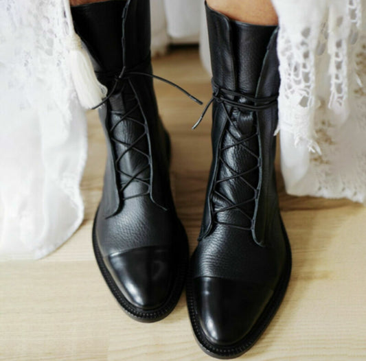 ODETTE - ELEGANT ANKLE BOOTS