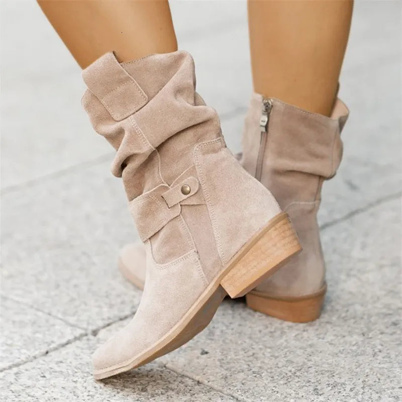 Avice | Short brown low heel boots