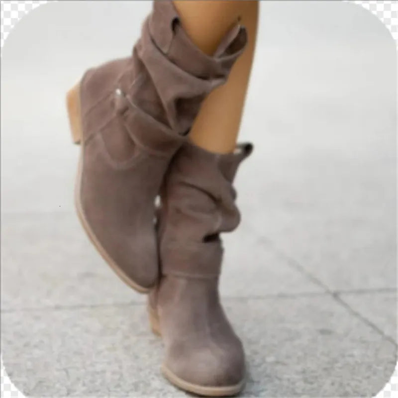 Avice | Short brown low heel boots